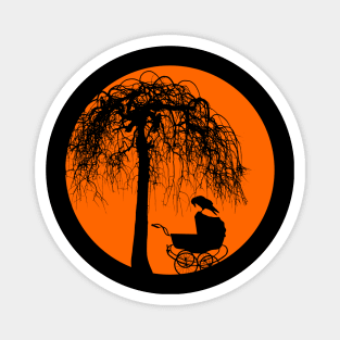 Horror-Loving Mom Baby Carriage with Raven Magnet